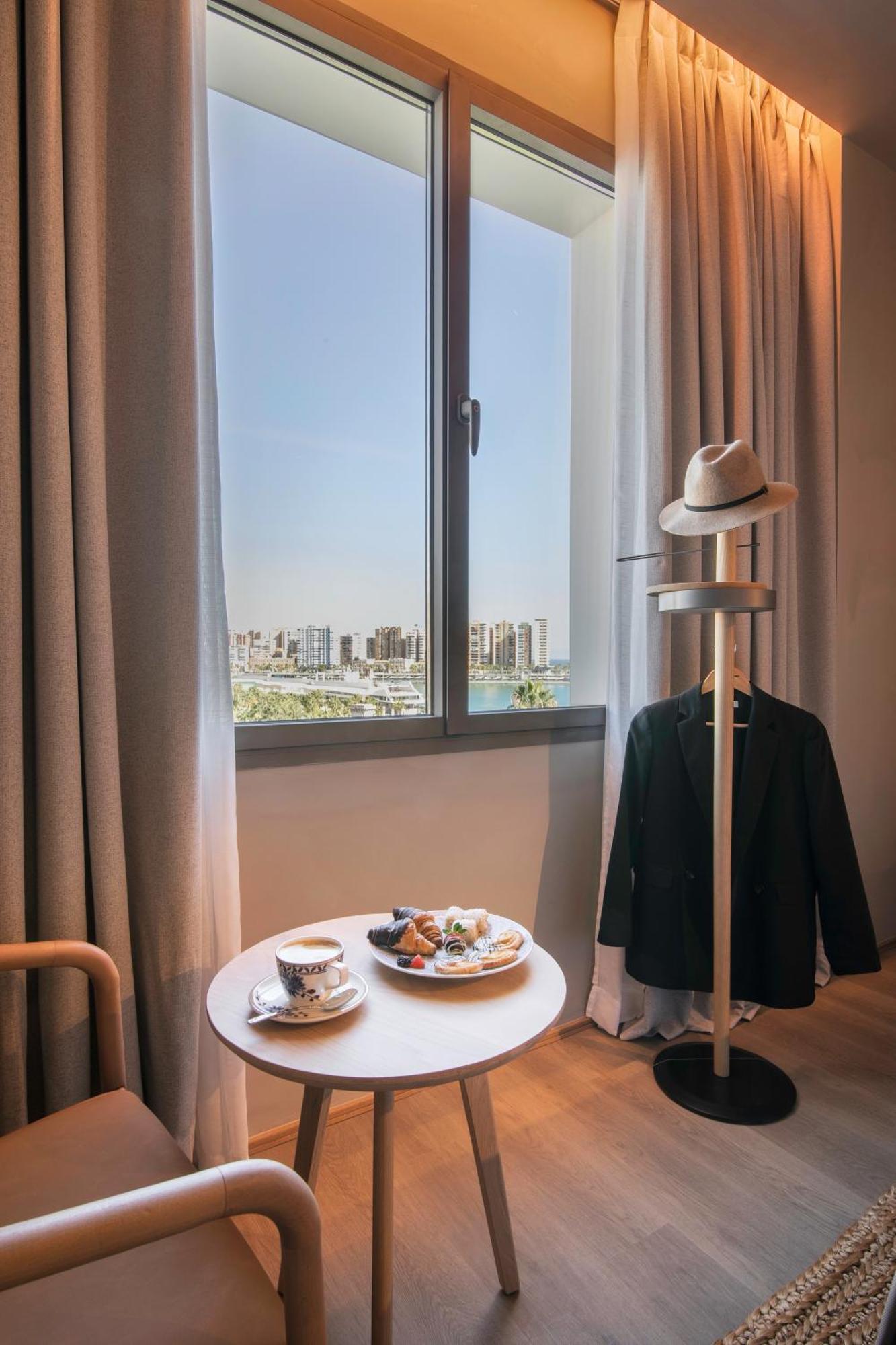 Only YOU Hotel Málaga Exterior foto A room at the hotel